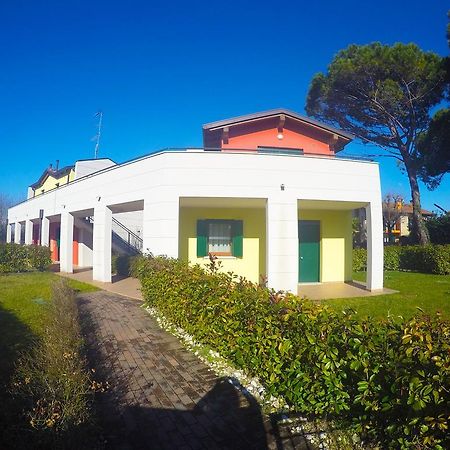 Residence Le Piramidi Caorle Bagian luar foto
