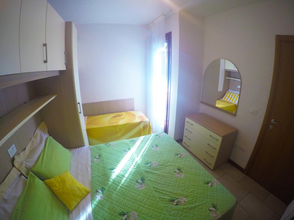 Residence Le Piramidi Caorle Bagian luar foto