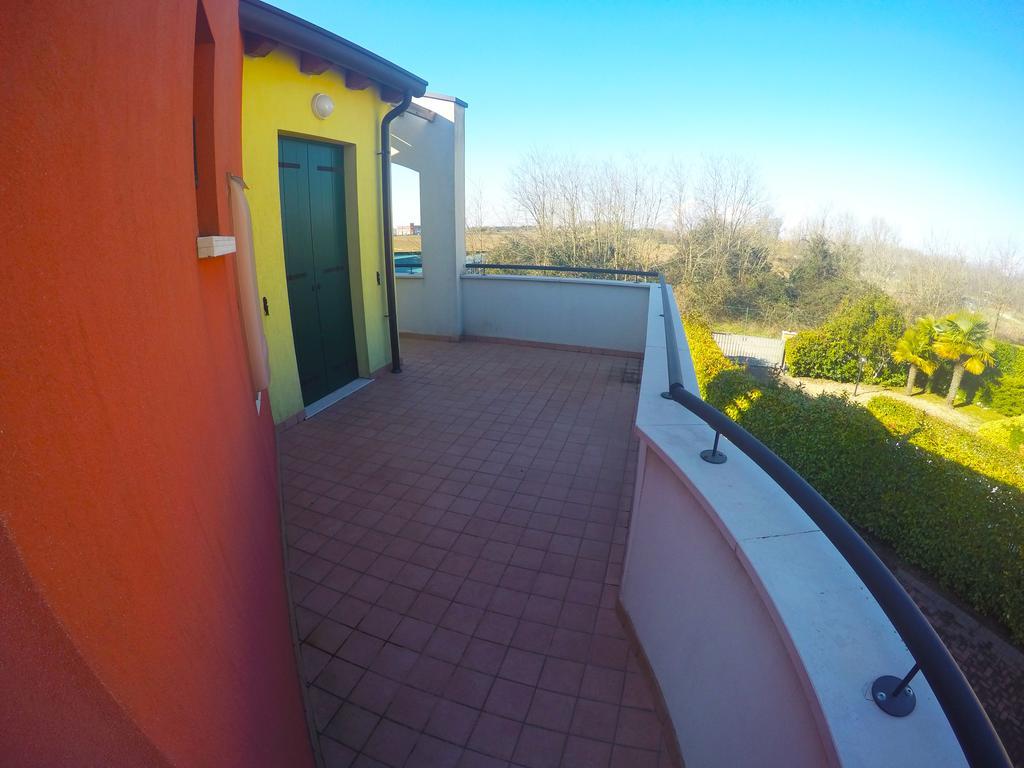 Residence Le Piramidi Caorle Bagian luar foto